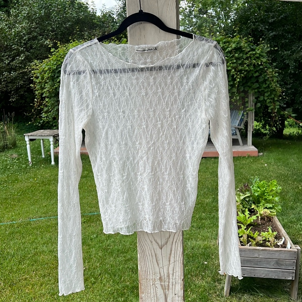 White lace high neck long sleeved layering top - M - lettuce edge hem